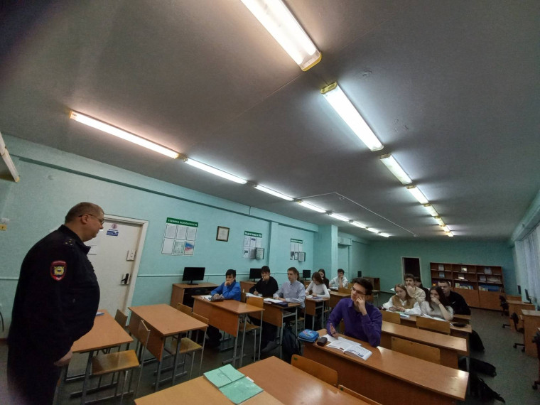 Акция "Вместе против наркотиков" с участием Инсп.ОПДН ОМВД России по г. Воркуте Попова А.В..